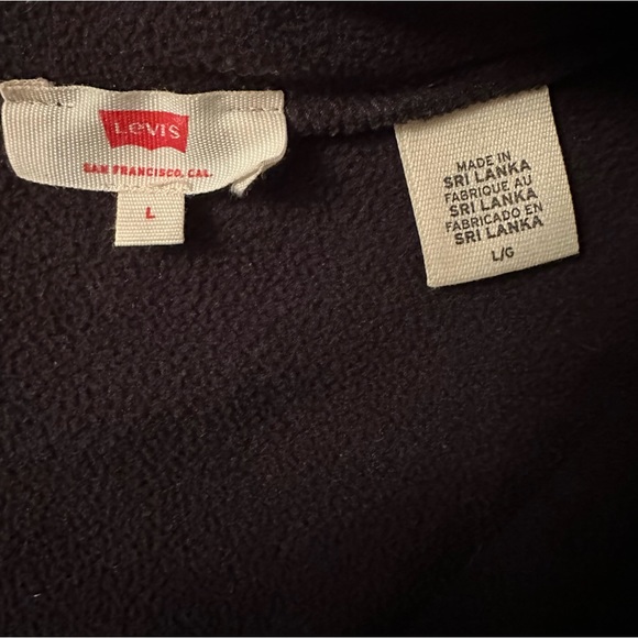 Levi’s Black Quarter Zip Fleece - Picture 4 of 4